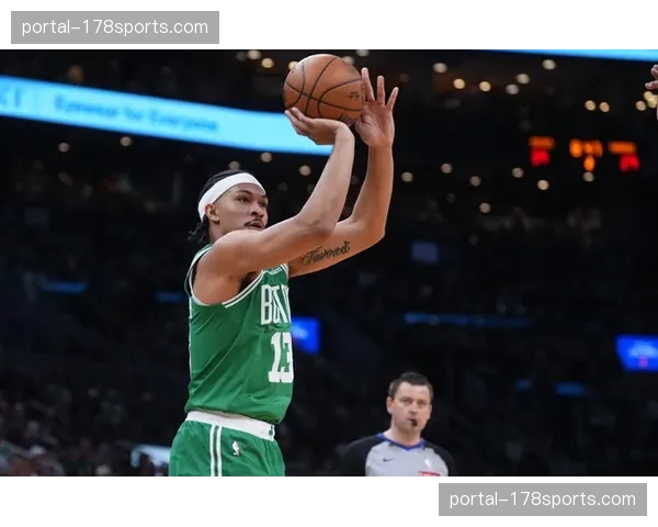 凯尔特人与双向球员罗恩·哈珀签两年合同，季后赛可代表球队出战